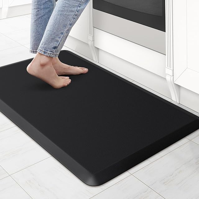 KitchenClouds thin cushioned PVC mat on a kitchen floor